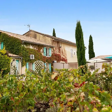 Villa Provencale Avec Jardin Et Piscine Privee A